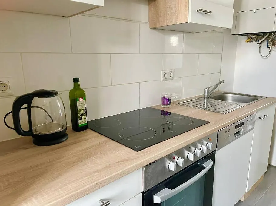 130 M2 Spacious 5 Bedroom Apartment Vienne