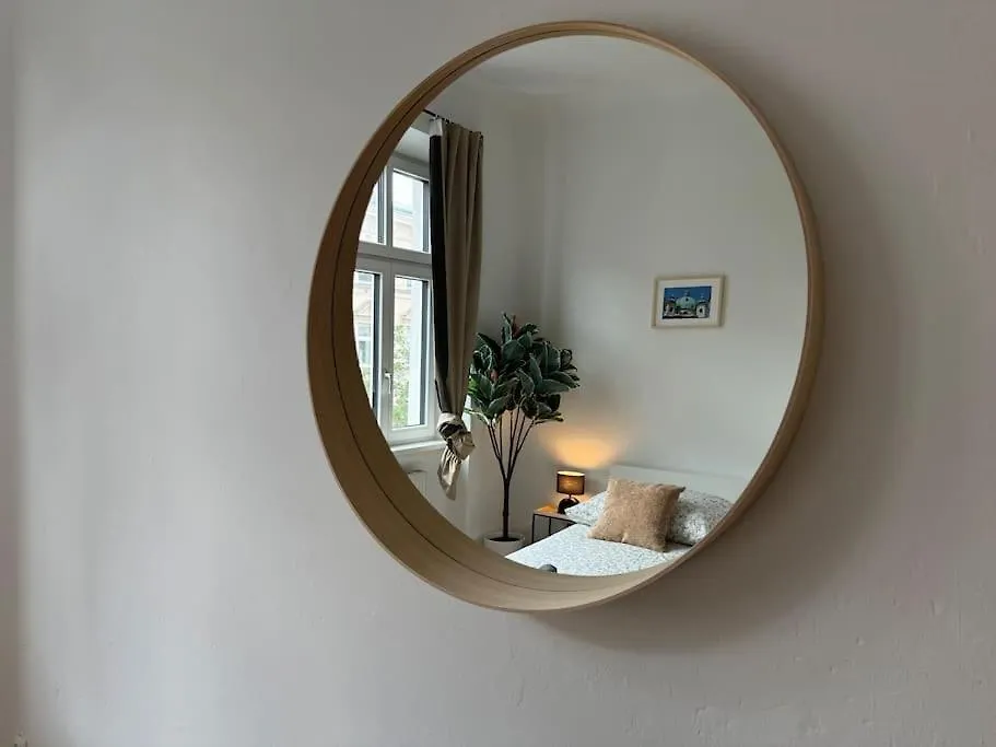 130 M2 Spacious 5 Bedroom Apartment Vienna 0*,  Austria
